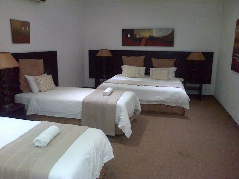 The Waterfront Country Lodge Vaalview Kamer foto