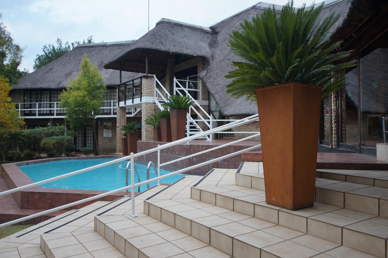 The Waterfront Country Lodge Vaalview Buitenkant foto